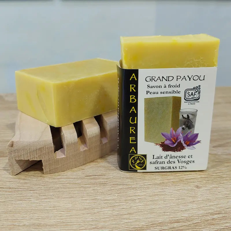 Savon Grand Payou au lait d'ânesse et safran, peau sensible,  emballé et non emballé