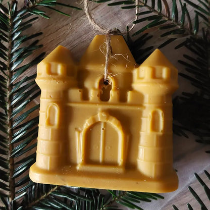 Savon en forme de château féerique pour accrocher dans le sapin, parfum mirabelle