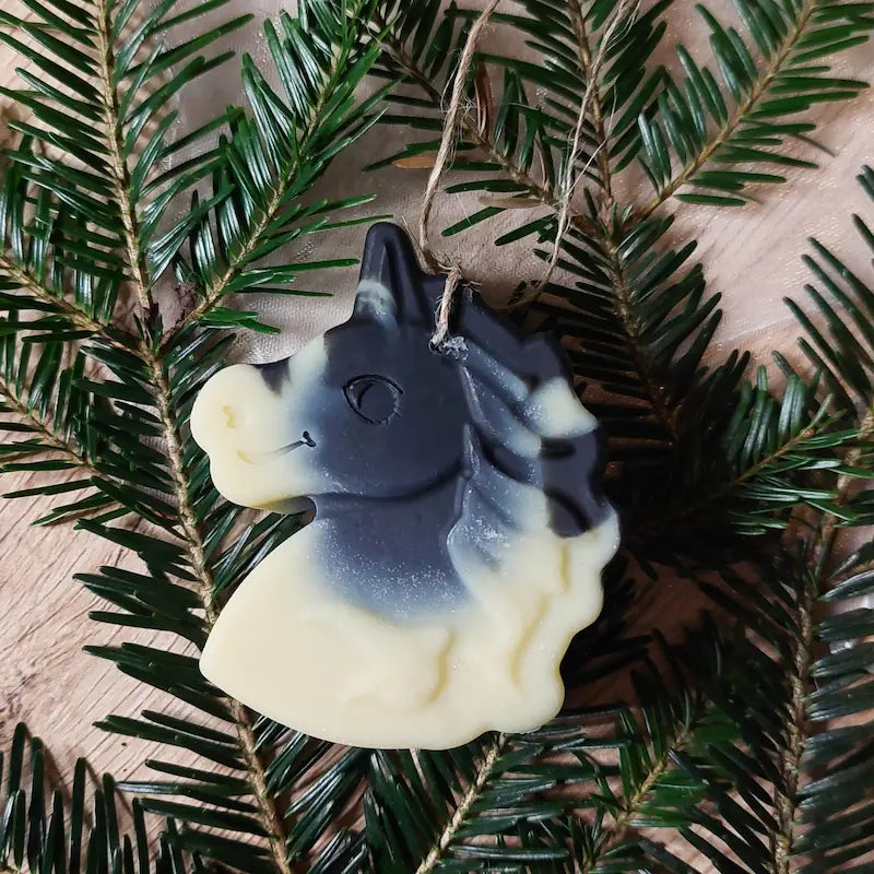 savon licorne parfum Petit Grain et vétiver et lait de vache vosgienne