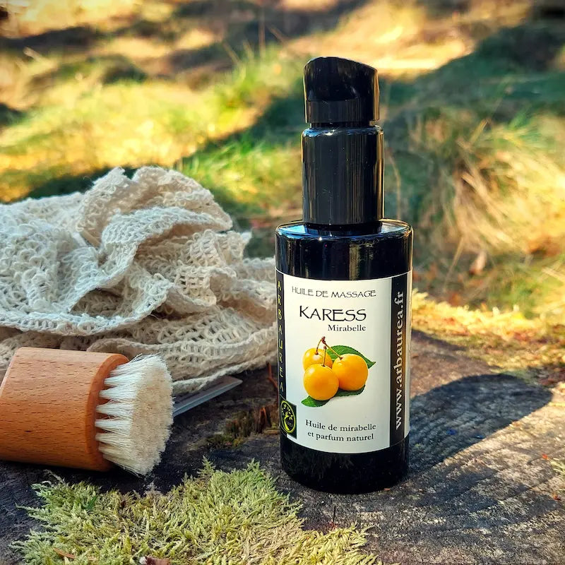 Huile corps et massage KARESS Mirabelle dans la forêt vosgienne