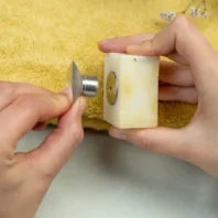 Porte savon aimanté et savon